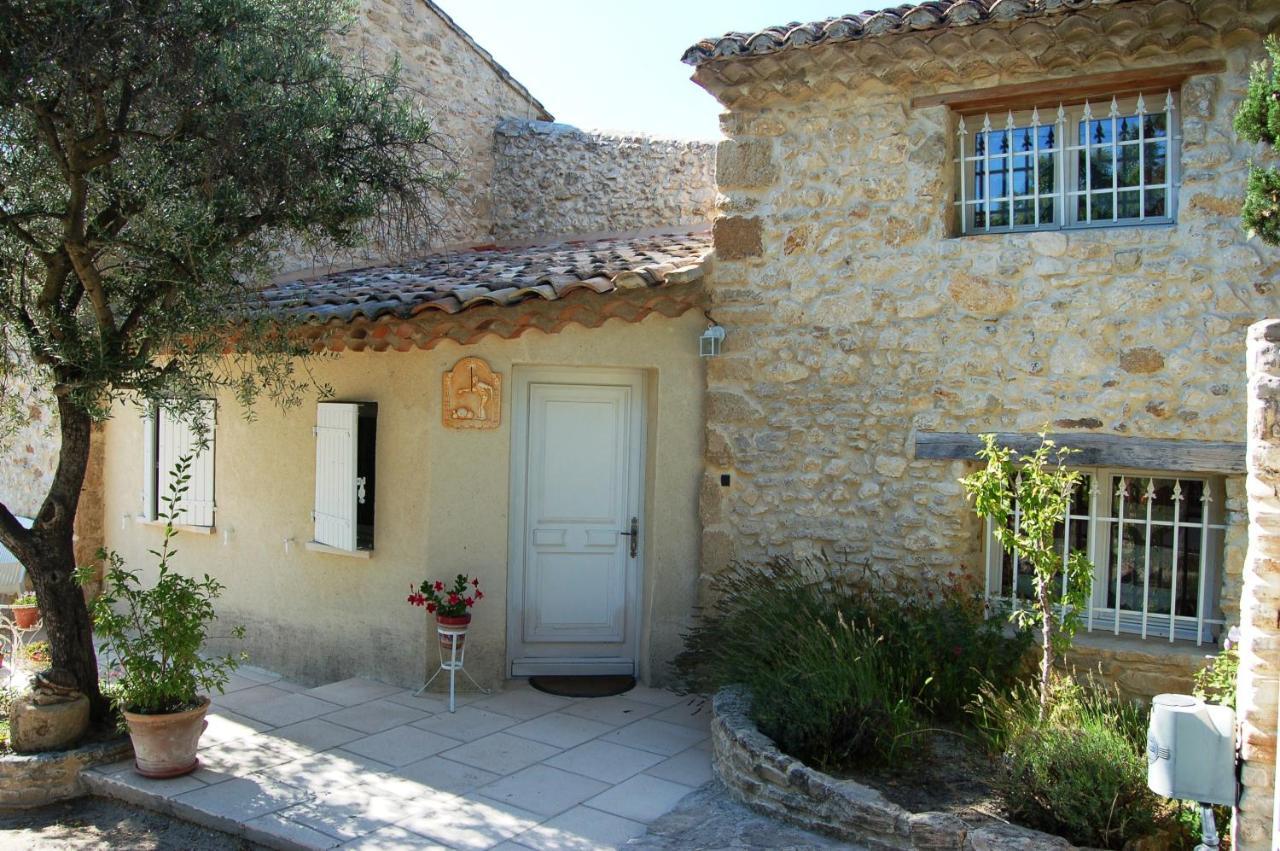 Le Mas Du Chat Bed and Breakfast Cavaillon Esterno foto